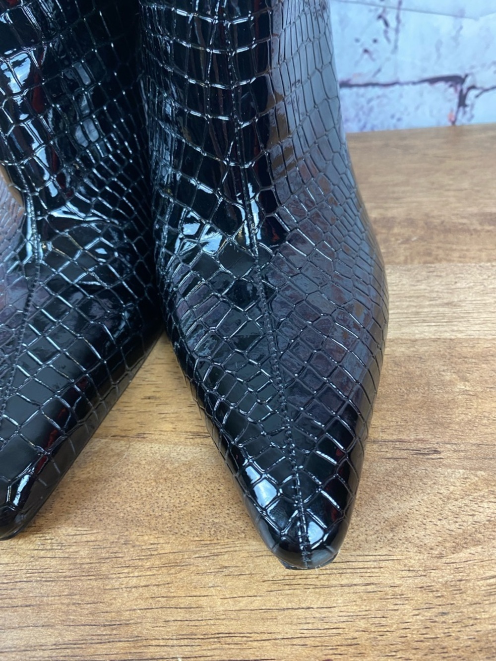 Steve Madden Black Croc-Embossed Faux Leather High Heel Knee-High Boots Sz 7.5 - Picture 9 of 15